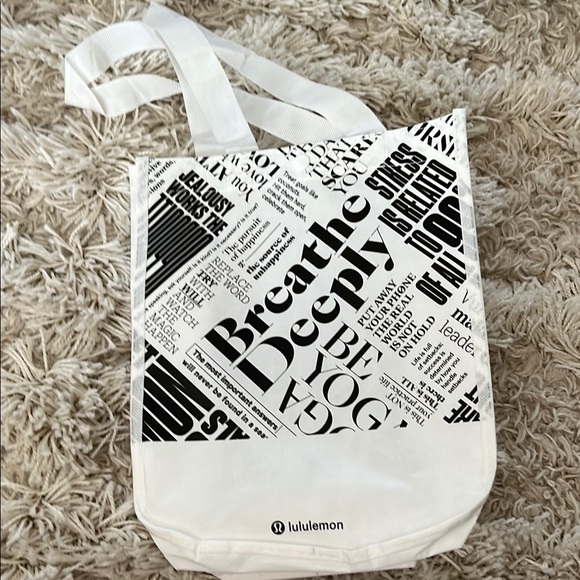 COPY - Lululemon Reusable Tote Bags Set - Picture 4 of 4